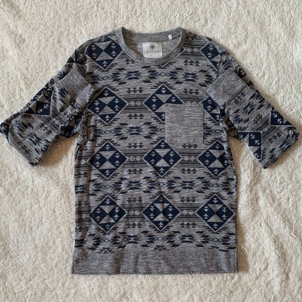 Light weight long sleeve T-shirt